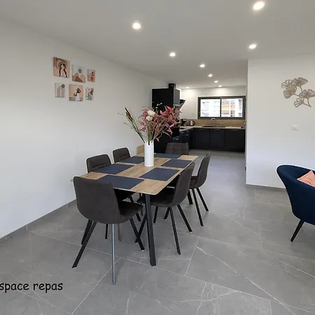 Family * Chasseneuil-du-Poitou