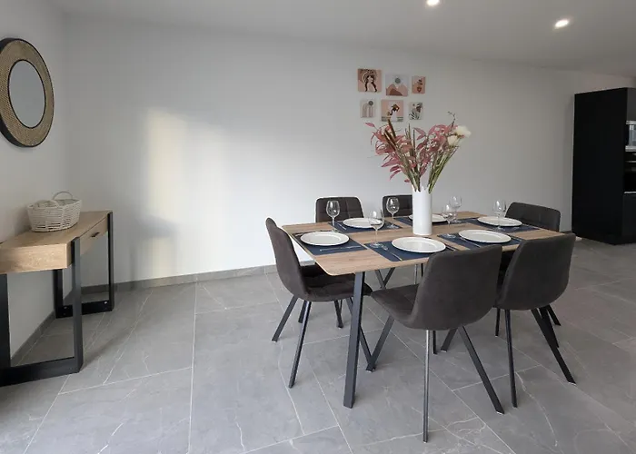 Family Chasseneuil-du-Poitou