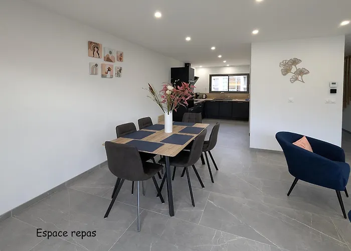 Family * Chasseneuil-du-Poitou